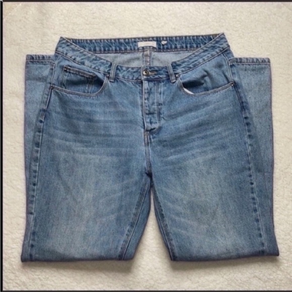 A Loves A Jeans Denim button Fly Mom Jeans loose fit
Size 29 x 28 Nordstroms - Picture 3 of 9